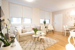 2-room apartment, 68 Navoi street