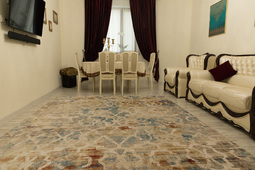 2-room apartment for daily rent, ul. Valikhanov 21