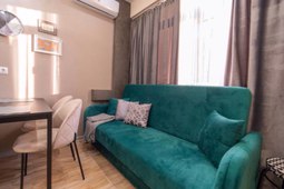 2-room apartment for daily rent in 11 mkr.