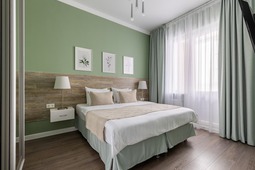 2-комнатная квартира посуточно в 12 мкр.