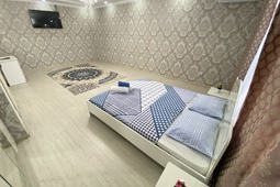 1-комнатная квартира посуточно, Батыс-2