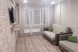 1-комнатная квартира посуточно, Толстого 20