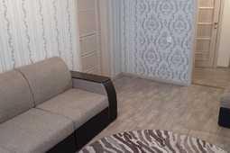 2-room apartment for daily rent in Rudny