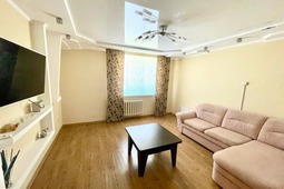 2 комнатная квартира посуточно, Батыс - 2