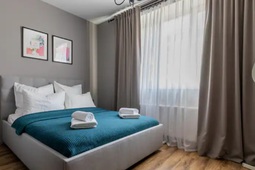 1-комнатная  квартира посуточно, Молдагулова 47