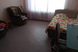 1-комнатная квартира посуточно, Достык 7