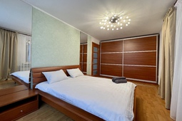 2-room apartment, Buketova 65
