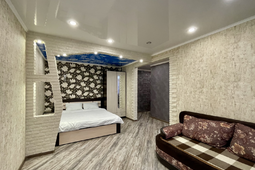 1-room apartment, International 32