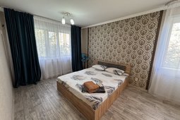 One-bedroom apartment for daily rent in Pavlodar
