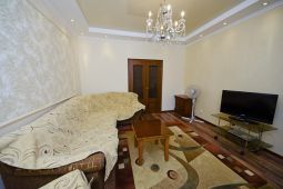 2-room apartment for daily rent, Mira str. 18