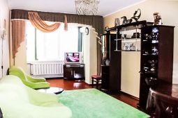 2-bedroom apartment daily