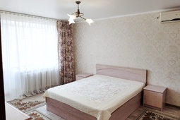 2-room apartment for daily rent, Dostyk str. d.187