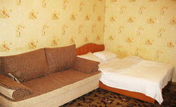 Однокомнатная квартира посуточно в центре Шымкента