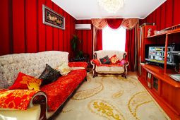 Четырехкомнатная квартира по суткам