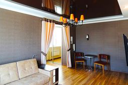 1-комнатные апартаменты на сутки, 7 мкр.